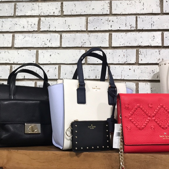 Meet your Posher - Picture 4 of 4